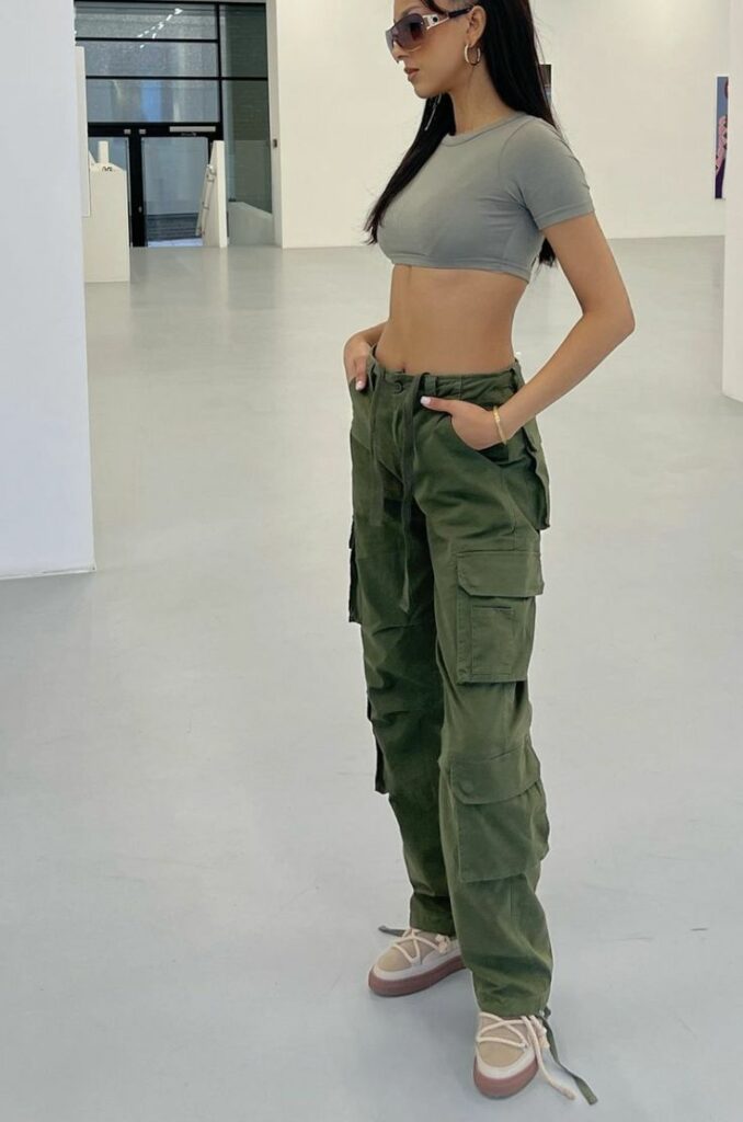 Styling cargo pants with top and shoes. 